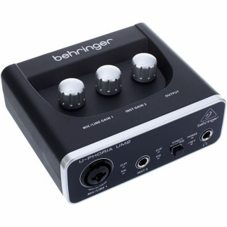 Behringer U-Phoria UM2 Behringer U-Phoria UM2