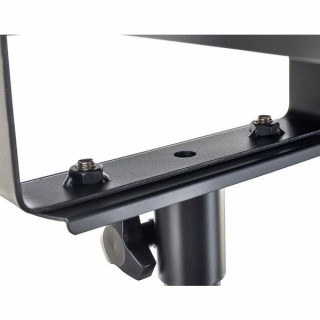 Прожектор следящего света Showtec Followspot LED 75W Showtec Followspot LED 75W