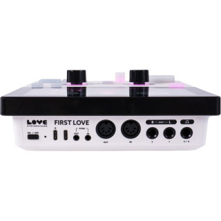ЛЮБОВЬ Синтезаторы Первый Любовь Белый LOVE Synthesizers First Love White