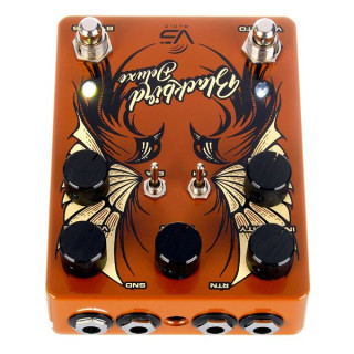 ПРОТИВ аудио Blackbird Deluxe Overdrive VS Audio Blackbird Deluxe Overdrive