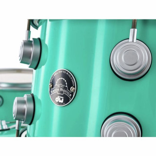 Барабанная установка DW Lacquer Custom Seafoam Green DW Lacquer Custom Seafoam Green
