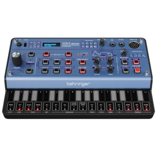 Behringer CZ-1 Мини Behringer CZ-1 Mini