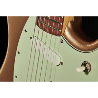 Крыло Mustang Firemist золотое Fender Mustang Firemist Gold
