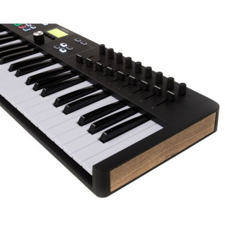 Arturia KeyLab Essential 61 Mk3 Черный Arturia KeyLab Essential 61 Mk3 Black