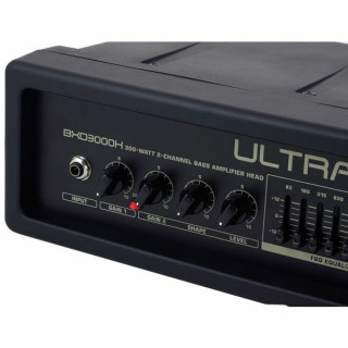 Голова усилителя для бас-гитары Behringer Ultrabass BXD3000H Behringer Ultrabass BXD3000H