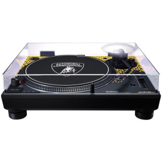 Technics SL-1200M7B ЖЕЛТЫЙ Lamborghini Technics SL-1200M7B YELLOW Lamborghini