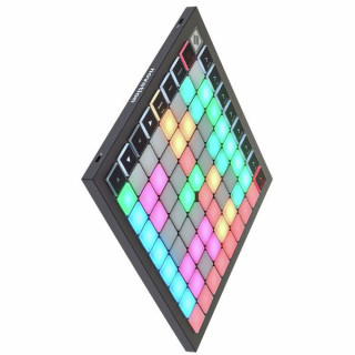 Новая панель запуска X Novation Launchpad X