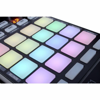 Native Instruments Трактор Контроль F1 Native Instruments Traktor Kontrol F1