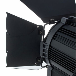 Светодиодный театральный прожектор Varytec 250 MZ 3200K Varytec LED Theater Spot 250 MZ 3200K