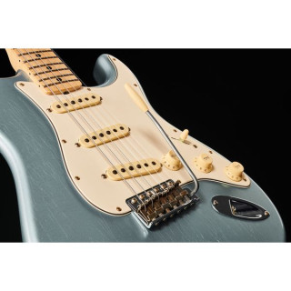 Электрогитара Fender 68 Strat ABIM MN Relic Ltd