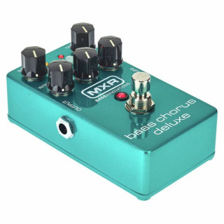 MXR M 83 Басовый припев Deluxe Набор №495715 MXR M 83 Bass Chorus Deluxe Bundle №495715