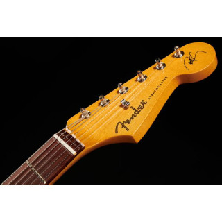 Электрогитара Fender Robert Cray Standard Signature Fender Robert Cray Standard Signature