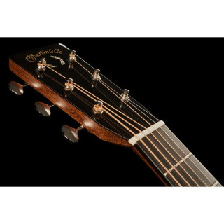 Гитары Martin 000-28 Brooke Ligertwood SB Martin Guitars 000-28 Brooke Ligertwood SB