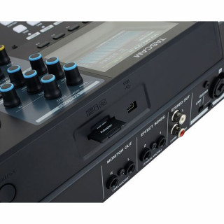 Tascam DP-24 SD Tascam DP-24 SD