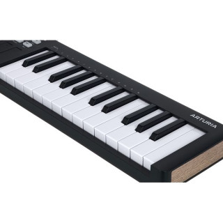 Arturia MicroLab Mk3 Черный Arturia MicroLab Mk3 Black