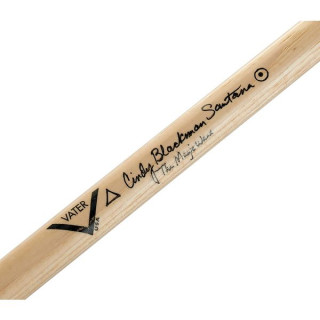 Это знак Синди Блэкман Сантаны. Vater Cindy Blackman Santana Sign.