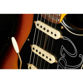 Фендер Стиви Рэй Воган Страт Релик Fender Stevie Ray Vaughan Strat Relic