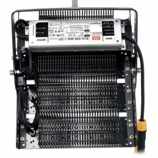 Stairville LED Power-Flood Pro 200 Вт 6 К Stairville LED Power-Flood Pro 200W 6K