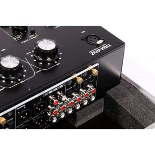 Тонкий корпус Omnitronic TRM-402 Thon Case Omnitronic TRM-402