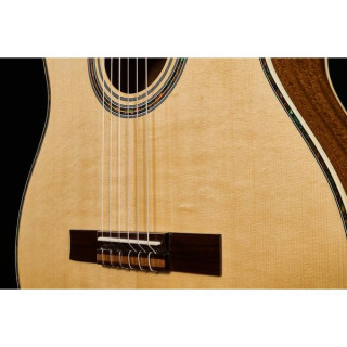 Классическая гитара Ortega RCE141NT-L со звукоснимателем Ortega RCE141NT-L